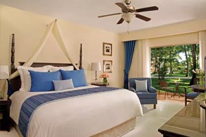 Deluxe Family Tropical View – King Bed Room at Dreams Palm Beach Punta Cana